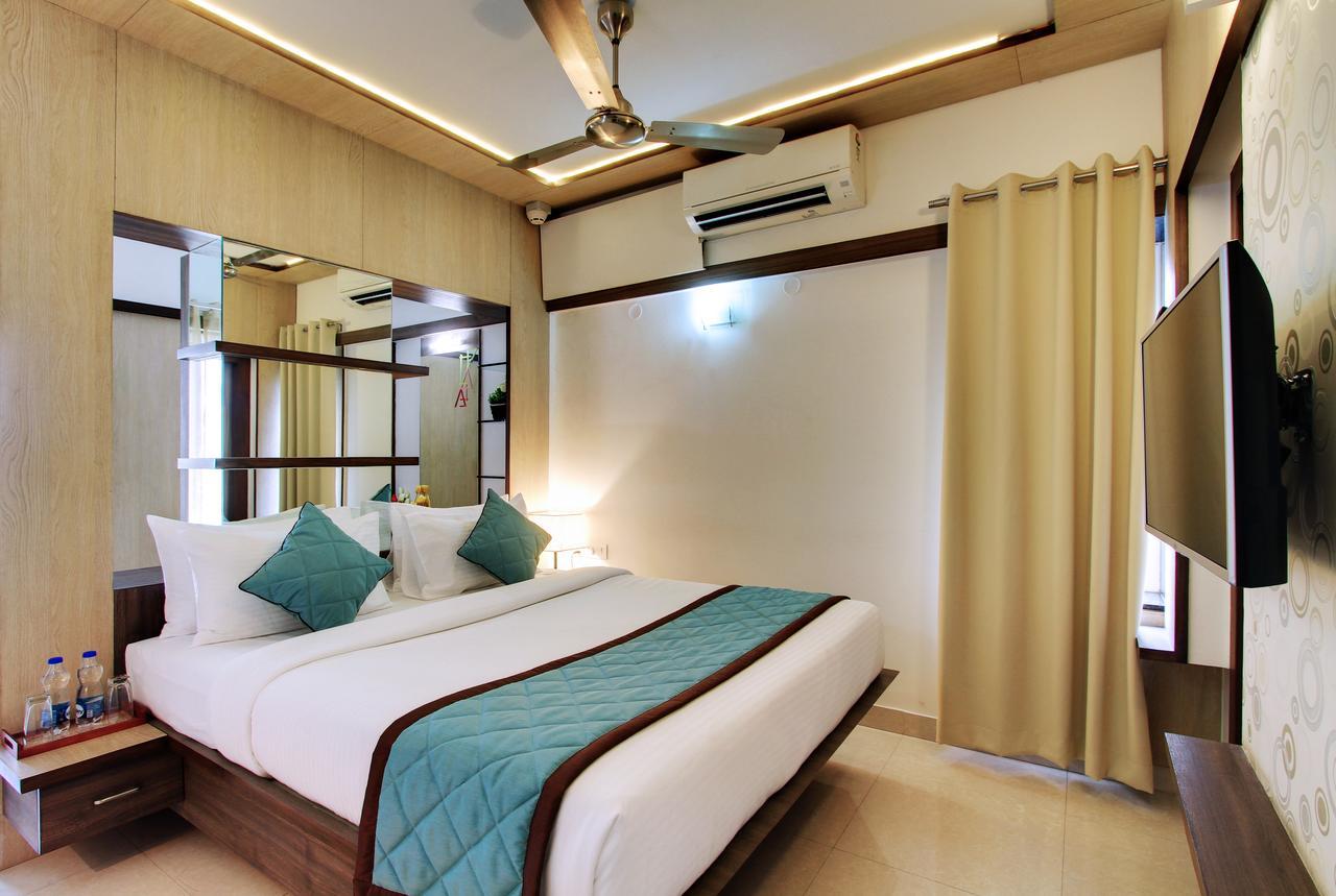 White Castle Boutique Apartment Hotel Bangalore Eksteriør bilde